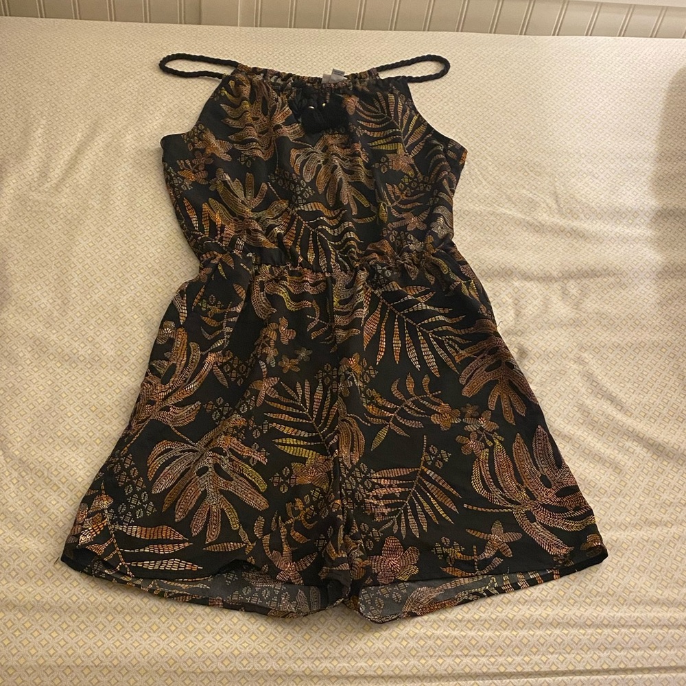 a•n•d e a w y Waist Romper